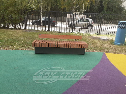 Скамейка стальная «Bench» с USB-входами.  �6